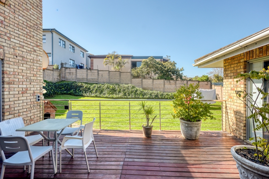 3 Bedroom Property for Sale in Beacon Bay North Eastern Cape